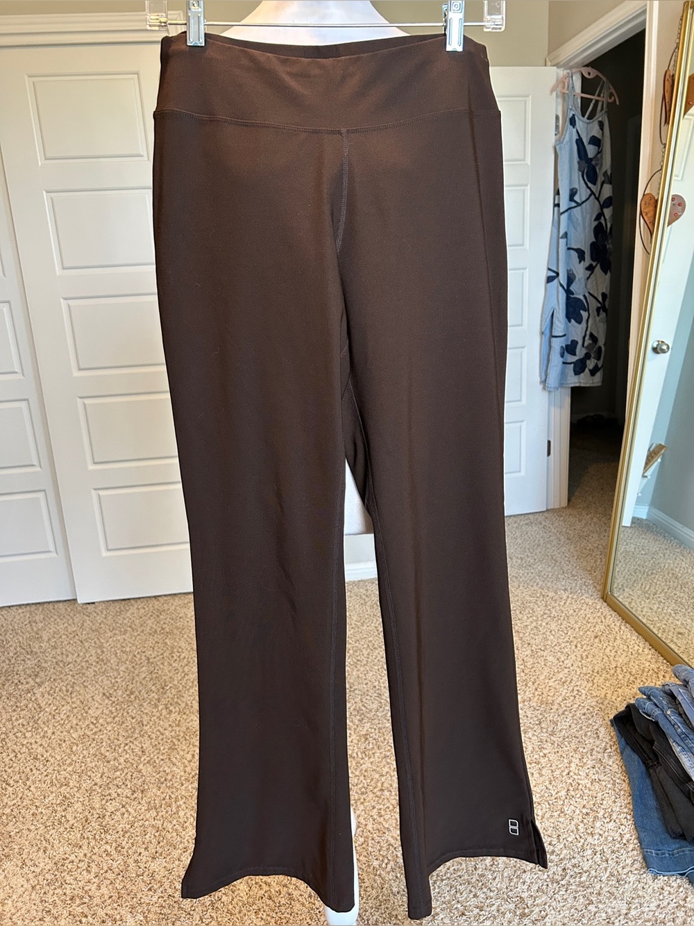 Lucy Activewear Espresso Brown Flare Yoga Pants Size Small Regular VTG